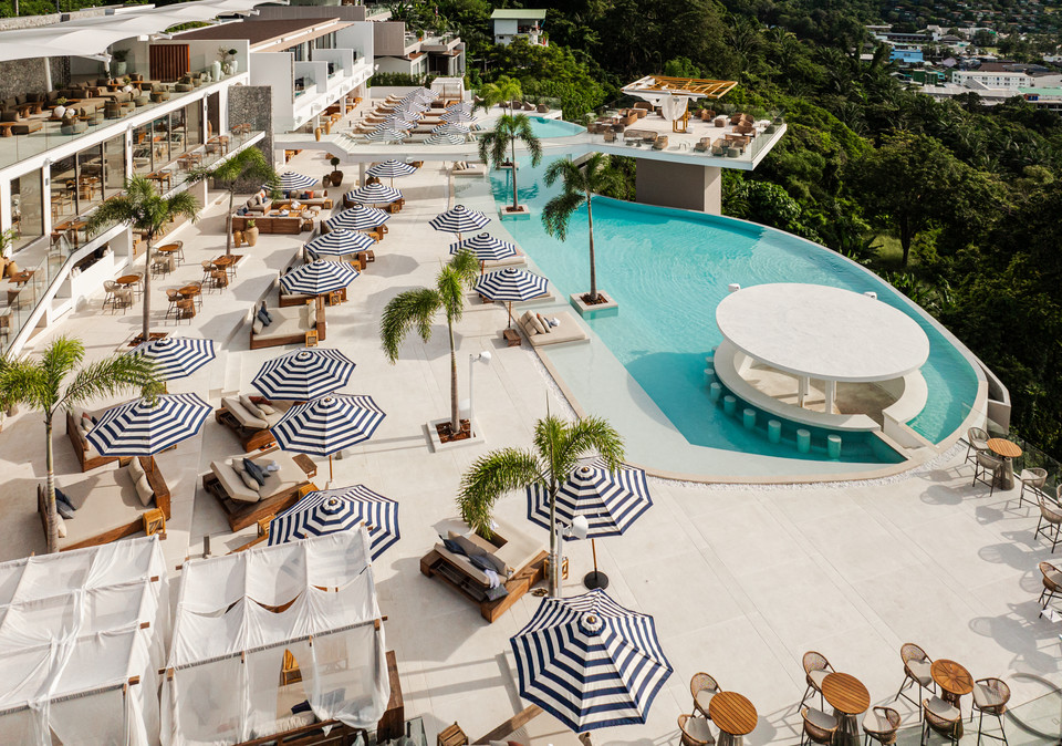 푸껫에서 주목받고 있는 지중해 콘셉트 비치클럽 피라. 사진=피라