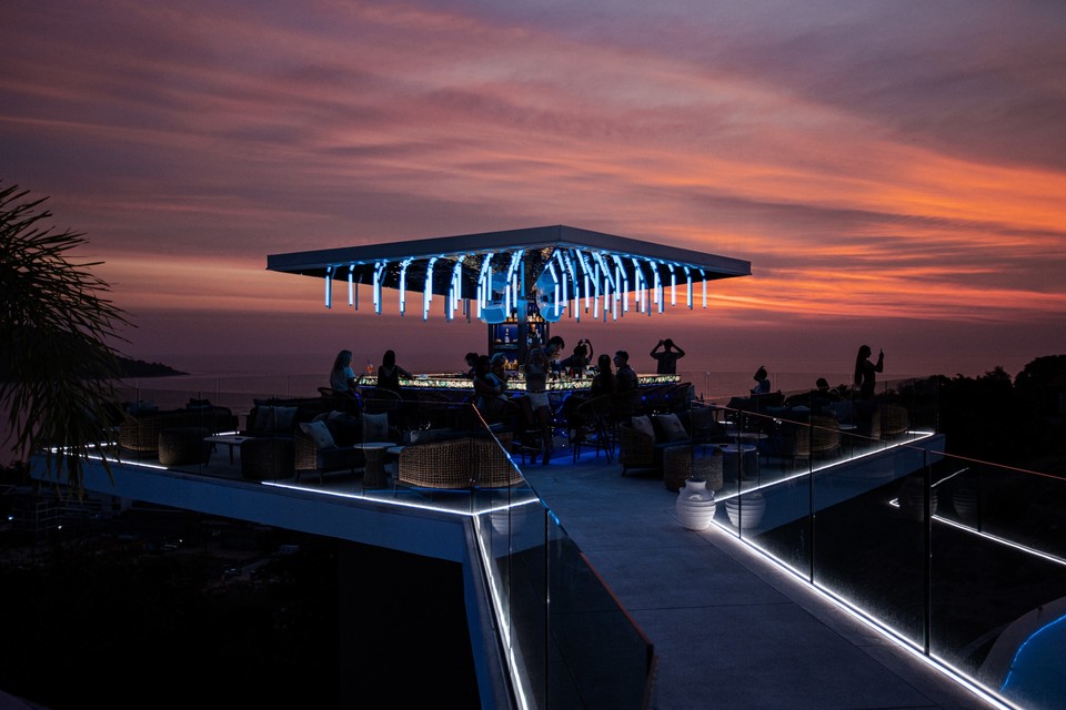 비치클럽내 스폐셜 장소인 독사 야경. 사진=피라