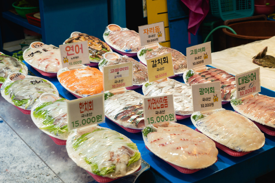 제주 동문시장 좌판. 사진=제주관광공사