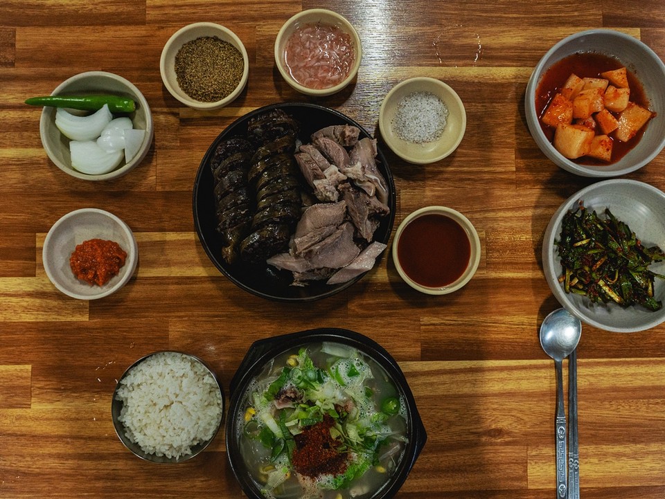 보성시장 감초식당에서 제공되는 메뉴. 사진=제주관광공사