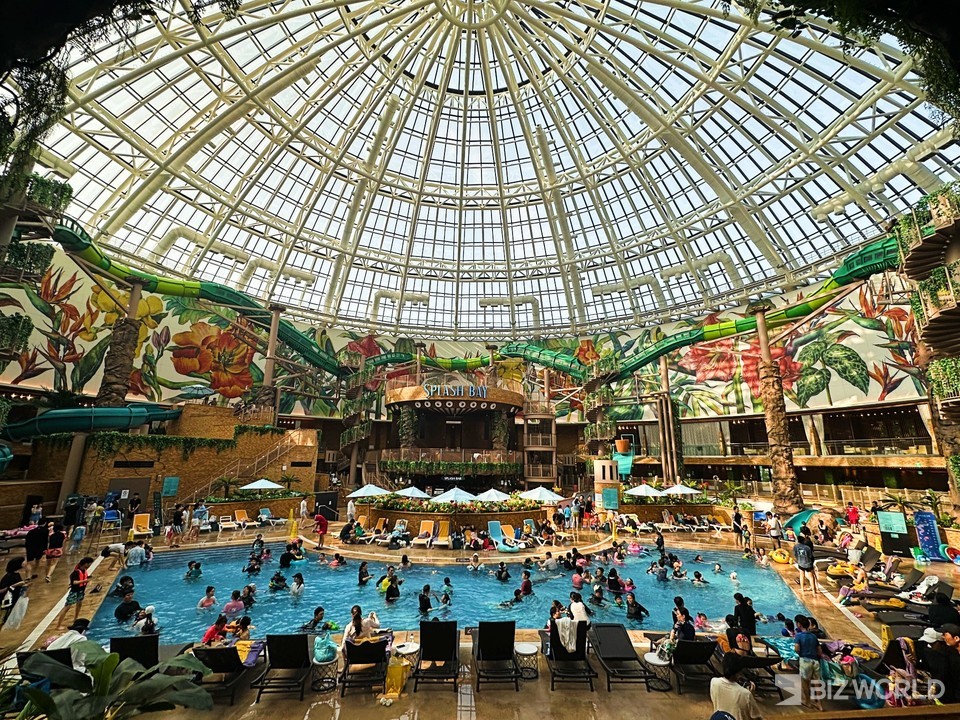 스플래시 베이는 사계절 내내 트로피컬 감성이 가득한 유리 돔 형태의 실내 워터파크로 개장 이후 방문객의 많은 사랑을 받아온 인스파이어의 대표적인 엔터테인먼트 시설이다. 인천(영종도)=김미진 기자
