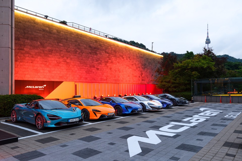 맥라렌 서울 리론칭 행사장 전경. 사진=맥라렌 서울