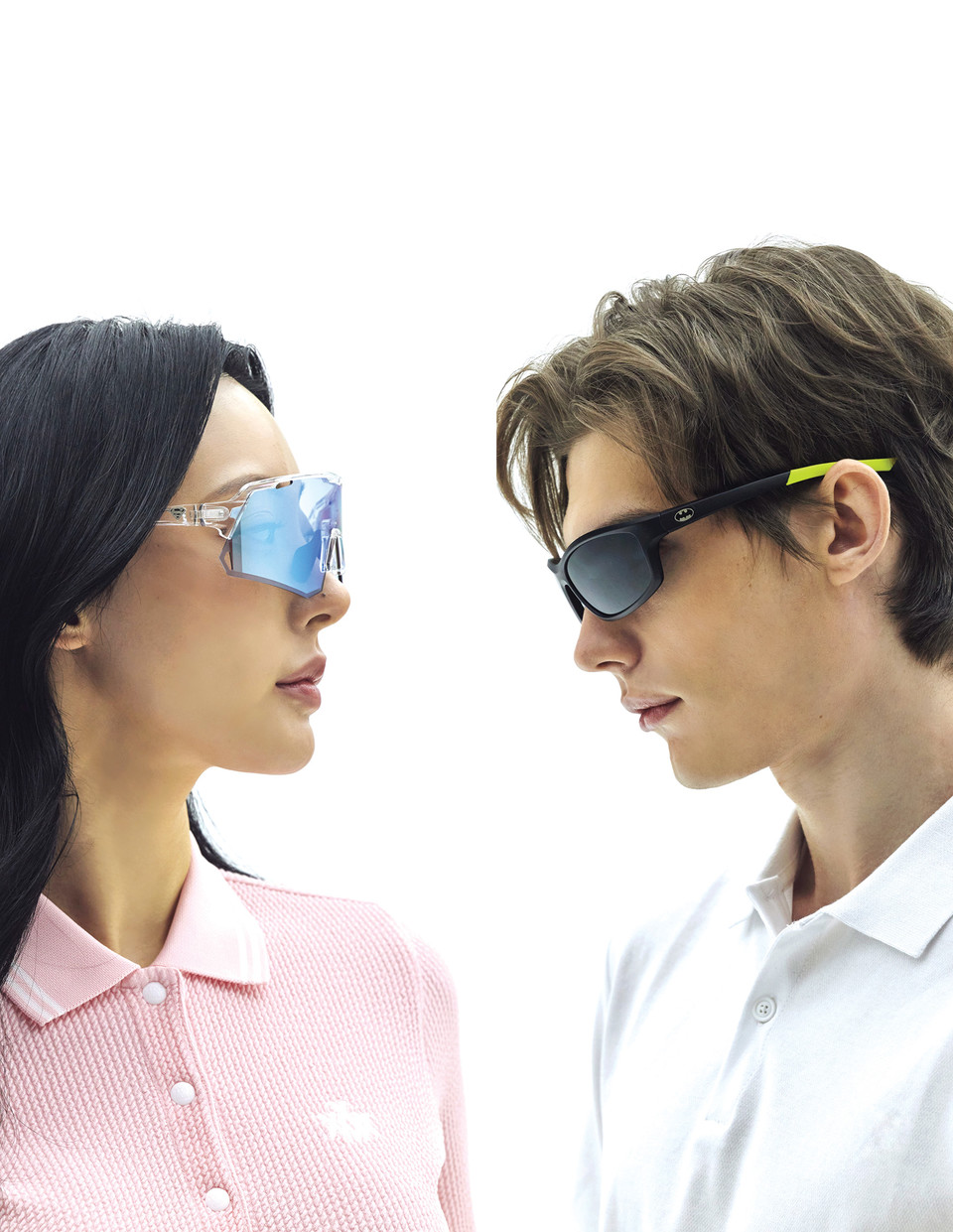 스포츠 고글 브랜드 ‘톰디어’는 DC 히어로 배트맨과 슈퍼맨을 테마로 한 한정판 스포츠 고글을 선보였다고 12일 밝혔다. 사진=톰디어