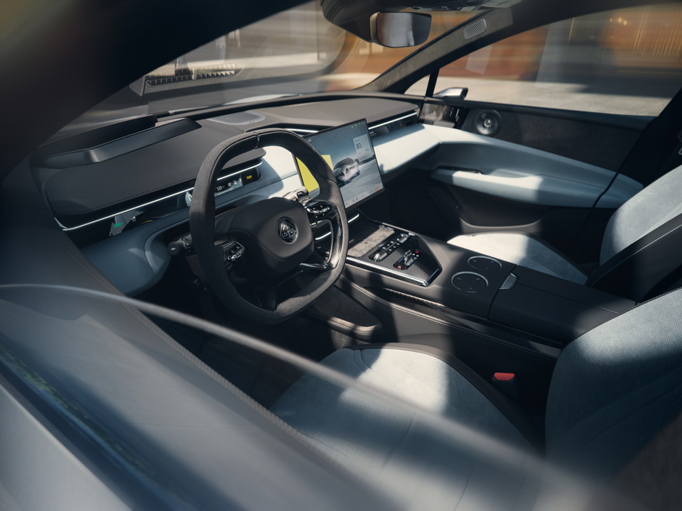 2026 에메야 실내. 사진=로터스자동차코리아