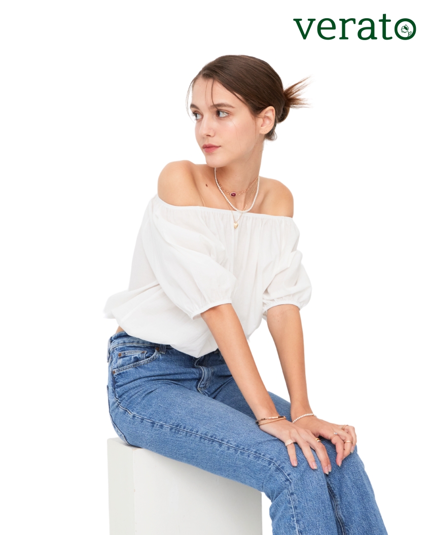 MZ세대의 스타일과 취향을 폭넓게 담은 14K·18K·24K 골드 주얼리를 선보이는 브랜드 ‘베라토(VERATO)’가 오는 7월 23일부터 8월 5일까지 종로구 서순라길에 위치한 스페이스42 쇼룸에서 팝업스토어를 오픈한다고 밝혔다. 사진=베라토