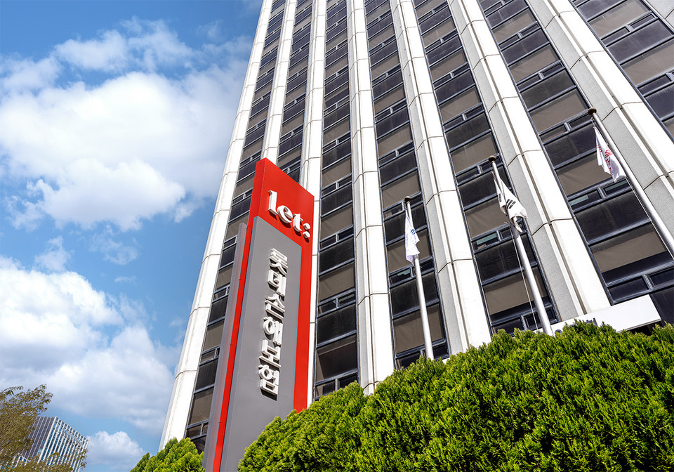 롯데손해보험(대표 이은호)은 웨딩플랫폼 ‘요즘웨딩’과 제휴를 맺고 예비·신혼부부와 웨딩 산업 종사자들이 보험설계사 자격을 취득한 뒤 재무설계까지 직접할 수 있도록 이색제휴를 체결했다고 밝혔다. 사진=롯데손해보험