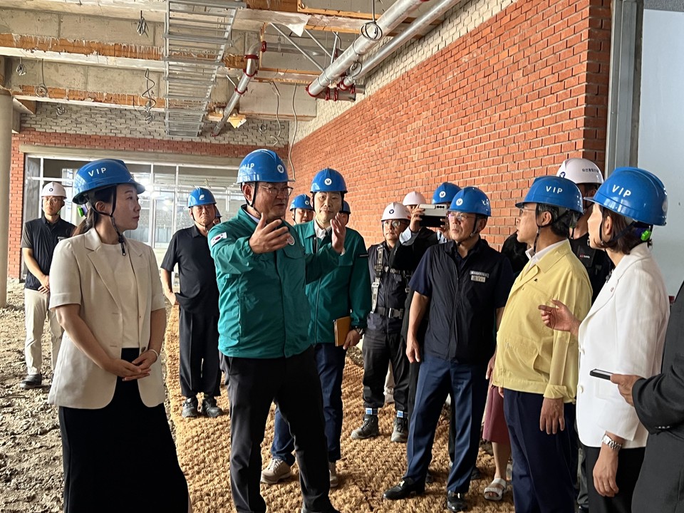 박상혁 서울시의회 교육위원장이 현장점검을 진행하고 있다. 사진=서울시의회