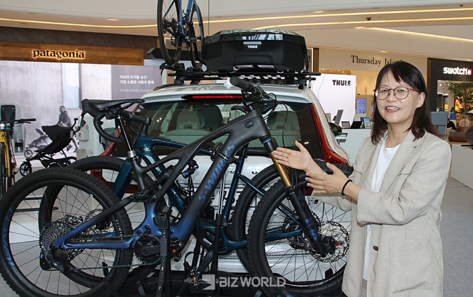 한은정 대표가 자사의 제품에 대해 설명하고 있다. 사진=손진석 기자