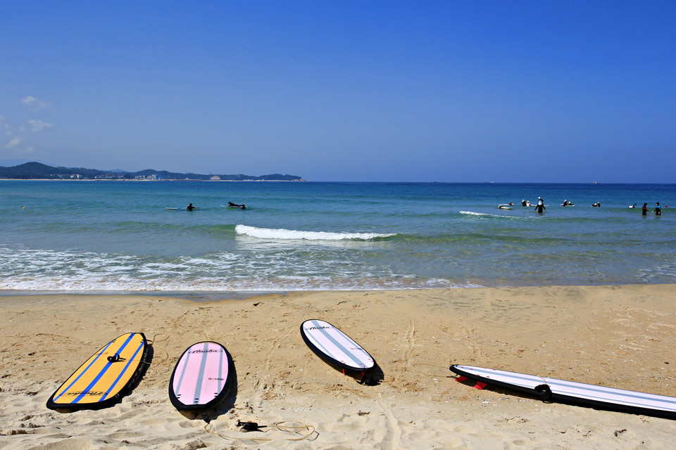 저마다 다른 매력을 선사하는 고성 해변 중 송지호해변. 사진=한국관광공사