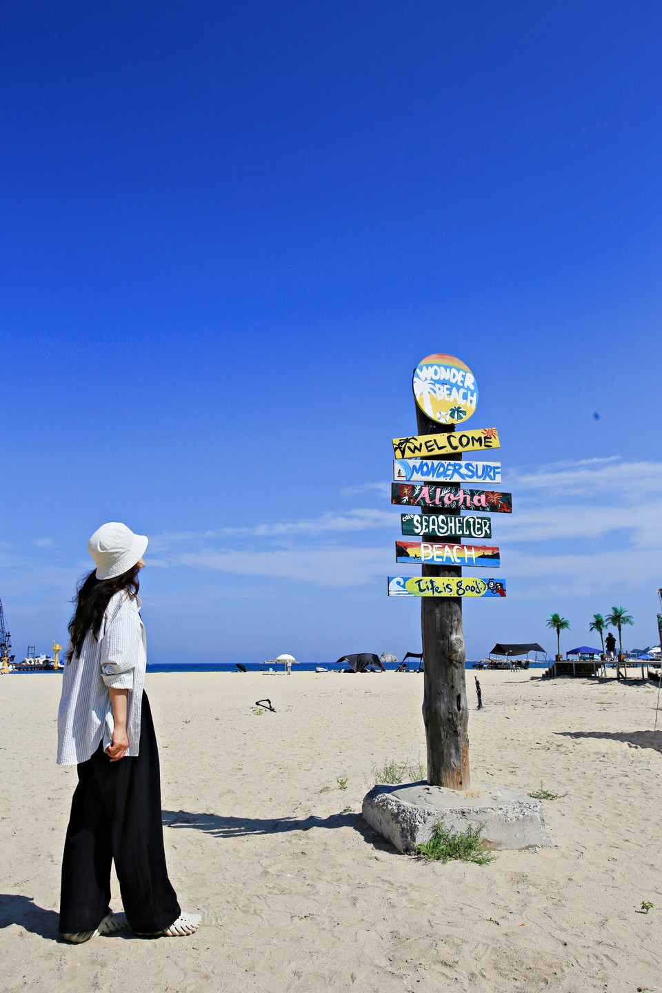 ]N회차 방문해도 즐거운 고성 해변 중 봉수대해변. 사진=한국관광공사