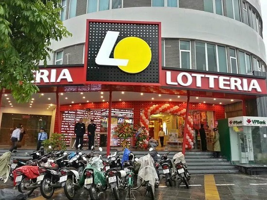 롯데리아 베트남 1호점 '중낀점' 매장 전경. 사진=롯데GRS