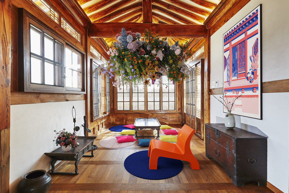 한옥 속 네덜란드 디자인 ‘드 한옥(De Hanok)’. 사진=부킹닷컴