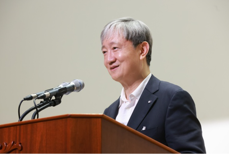 올해 금융권 내부에서 해킹 사고가 잇따르자 금융감독원이 최근 소비자 피해가 생길경우 해당 기업이 주도적으로 전액 보상하라는 지침을 내렸다. 이찬진(사진) 금융감독원장이 발언을 하고 있다. 사진=금융감독원