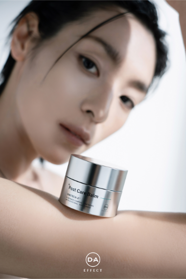 ㈜로지스밸리비앤에프(LV BnF)가 DA메디컬그룹과 손잡고 더마코스메틱 브랜드 ‘디에이이펙트’를 론칭하고 제품 3종을 선보인다. 사진=㈜로지스밸리비앤에프