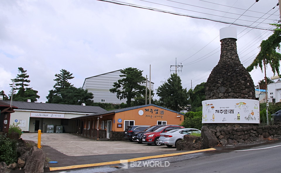 제주샘주 양조장 전경. 제주=손진석 기자