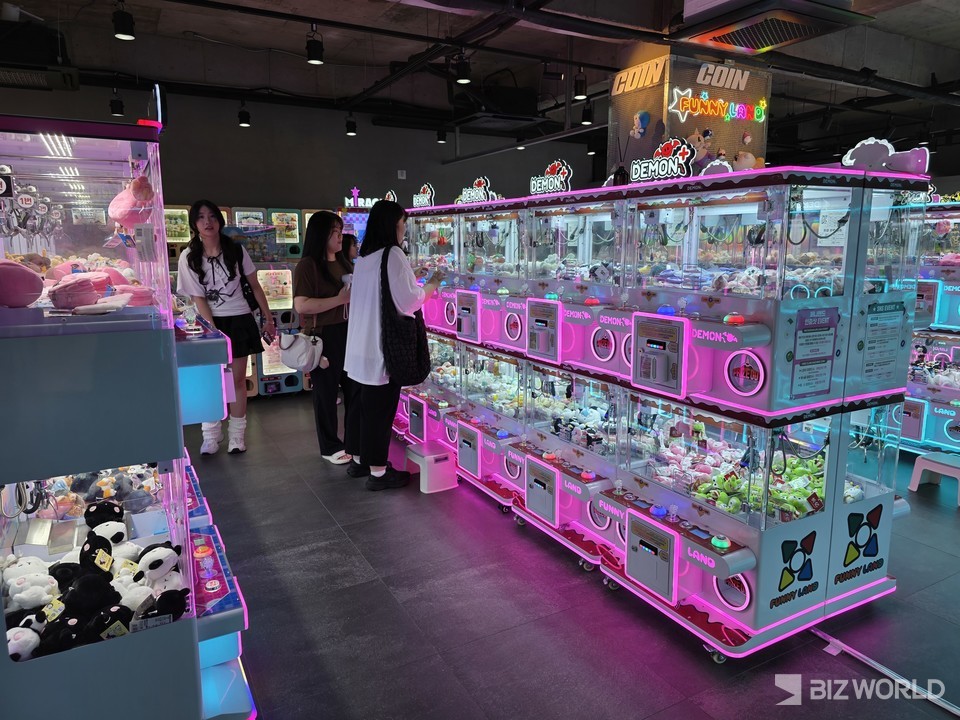 인형·키링 문화가 유행하면서 인형·키링 뽑기가게도 증가하고 있다. 사진=이효정 기자