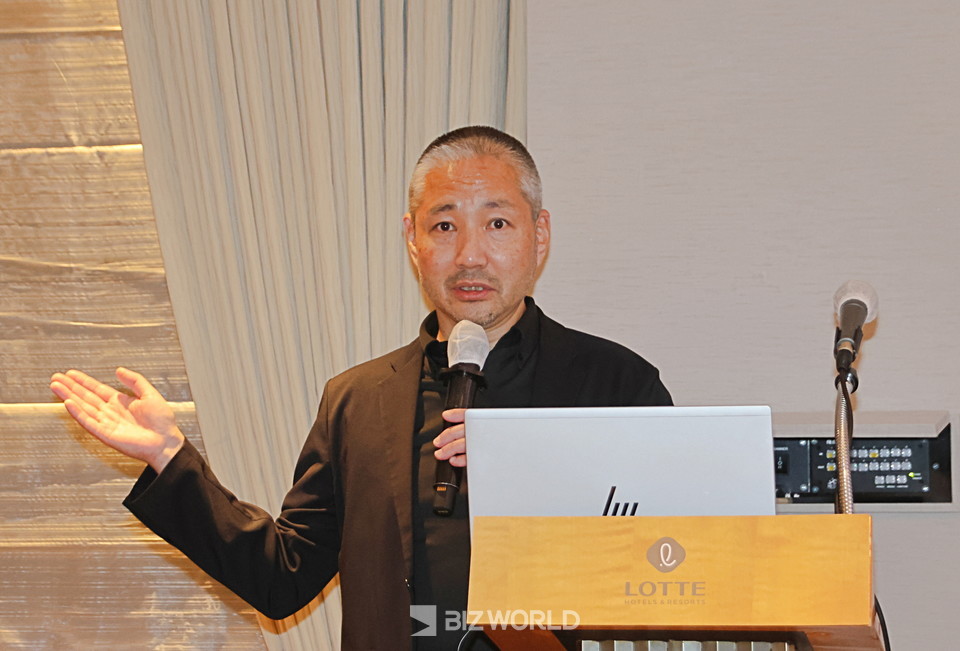 아키라 니시야마 독일관광청 일본 지사장이 행사를 진행하고 있다. 사진=손진석 기자