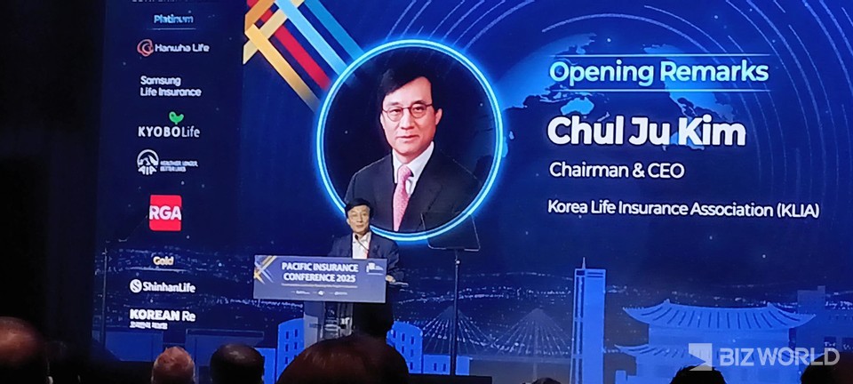 지난 24일 서울 그랜드 하얏트 호텔에서 '태평양 보험 콘퍼런스 2025'(Pacific Insurance Conference)(이하 PIC)에서 김철주 생명보험협회장이 축사를 하고 있다. 사진=박제성 기자