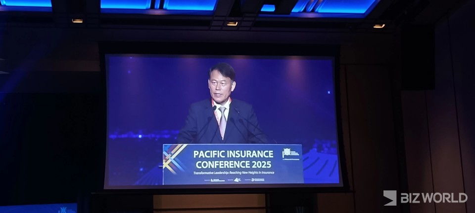 윤한홍 국회 정무위원회 위원장(국민의힘)이 축사를 하고 있다. 사진=박제성 기자