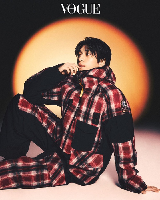 이탈리아 컨템포러리 브랜드 ‘파라점퍼스(PARAJUMPERS)’가 보그 코리아 11월호를 통해 배우 위하준과 함께한 2025년 가을/겨울(F/W) 시즌 화보를 공개하며 글로벌 시장 확장 전략을 본격화했다고 23일 밝혔다. 사진=파라점퍼스