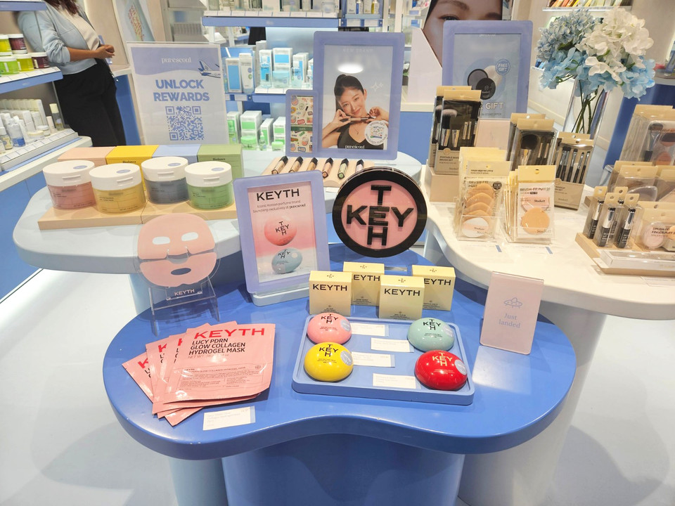 뷰티&라이프스타일 브랜드 '키스(KEYTH)'가 지난 10월, 영국을 대표하는 K-뷰티 셀렉트숍 ‘퓨어서울(Pureseoul)’의 온·오프라인에 입점하며 프랑스·독일에 이어 유럽 시장 내 주요 뷰티 허브인 영국 시장에 본격 진출했다고 밝혔다. 사진=키스