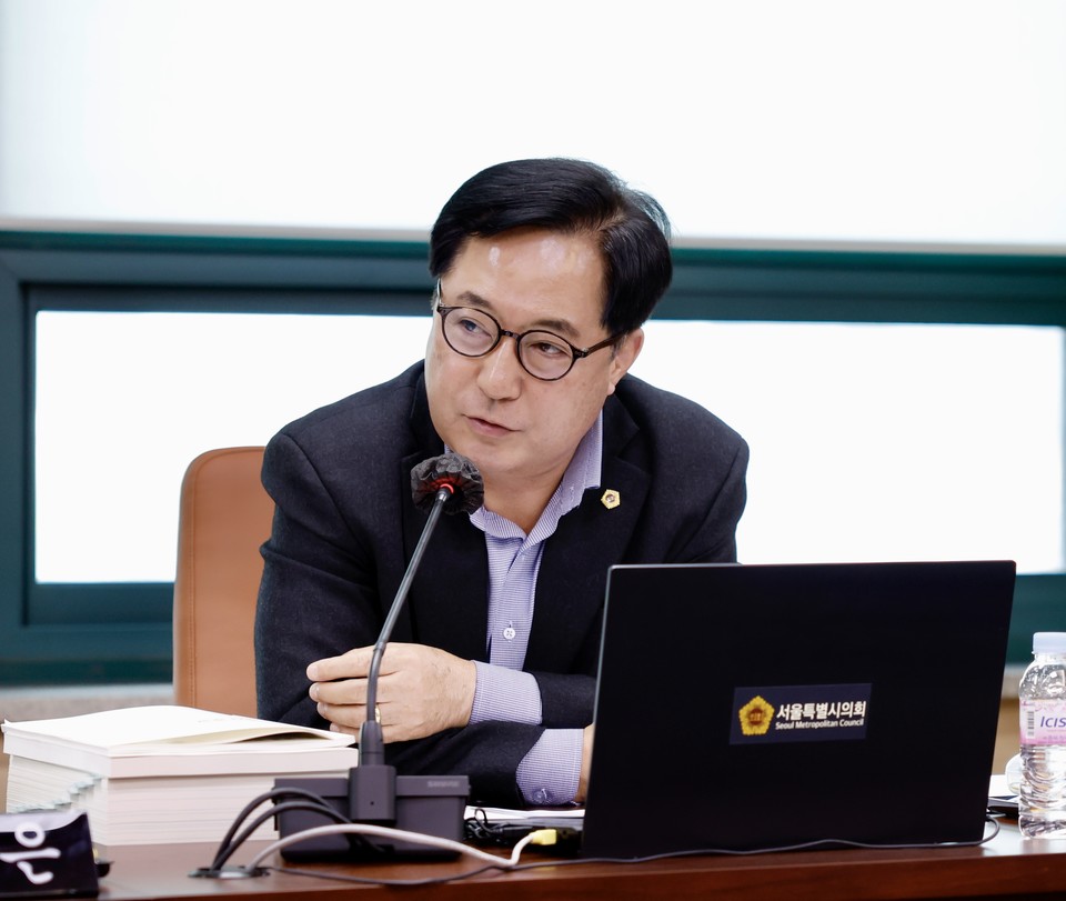 박석 서울시의원. 사진=서울시의회