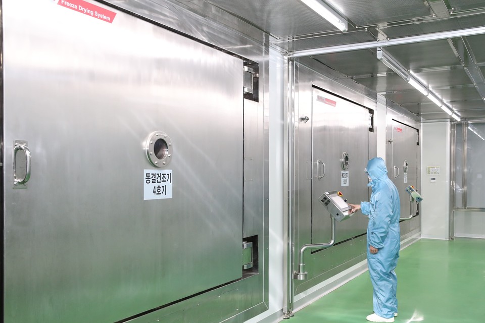 hy의 원료 B2B(기업 간 거래) 사업 누적 판매량이 50t(톤)을 넘었다고 13일 밝혔다. 사진=hy