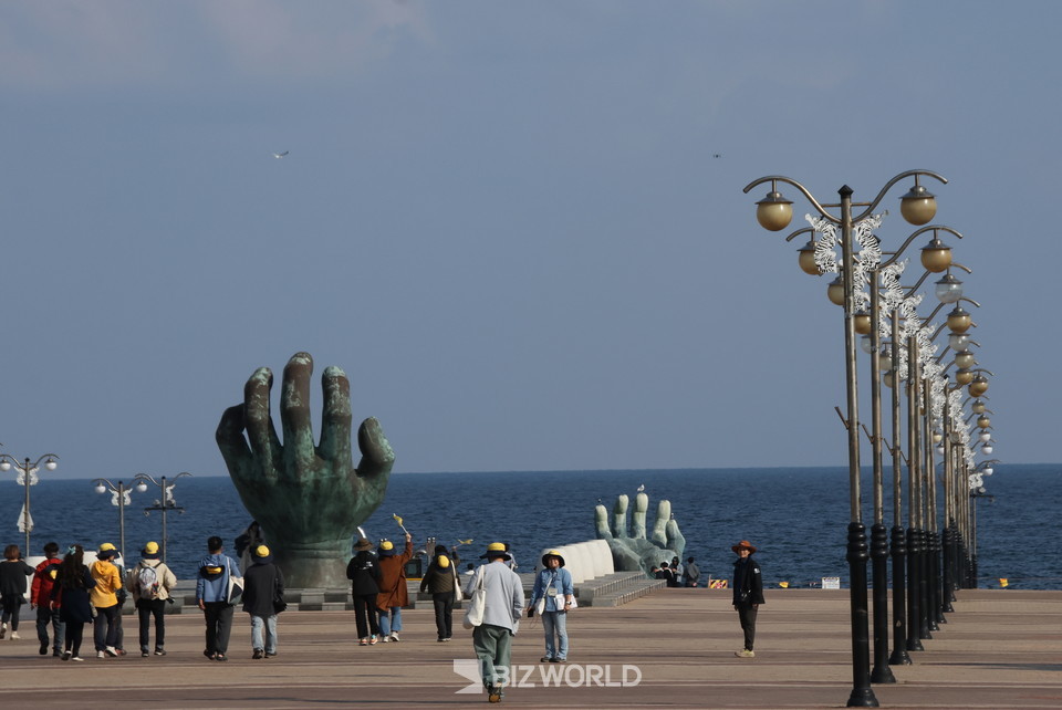 포항 호미곶 광장은 해안단구 2단에 속한다. 사진=손진석 기자