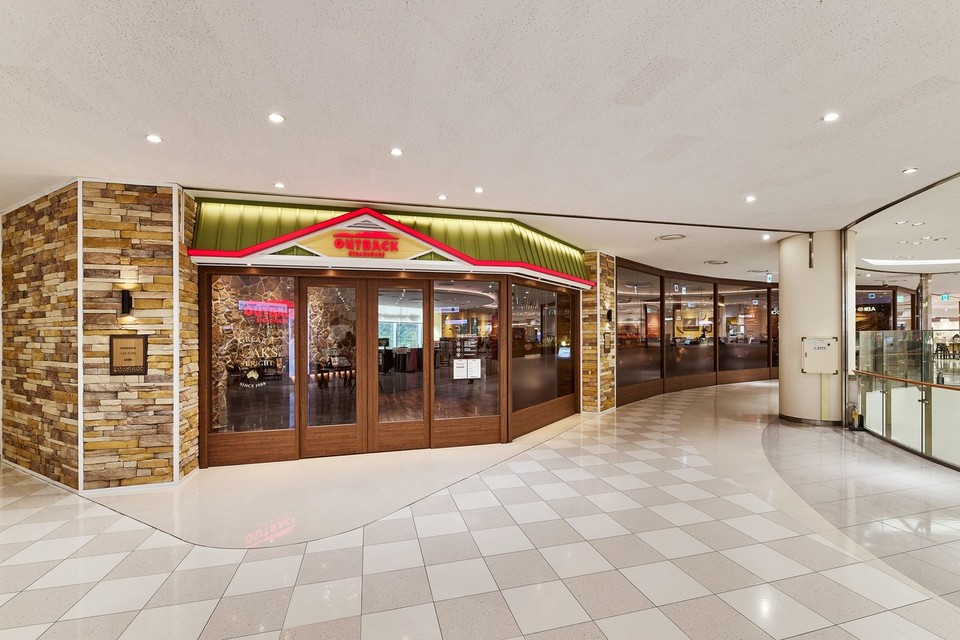 아웃백 진주롯데몰 전경. 사진=브랜즈다이닝그룹