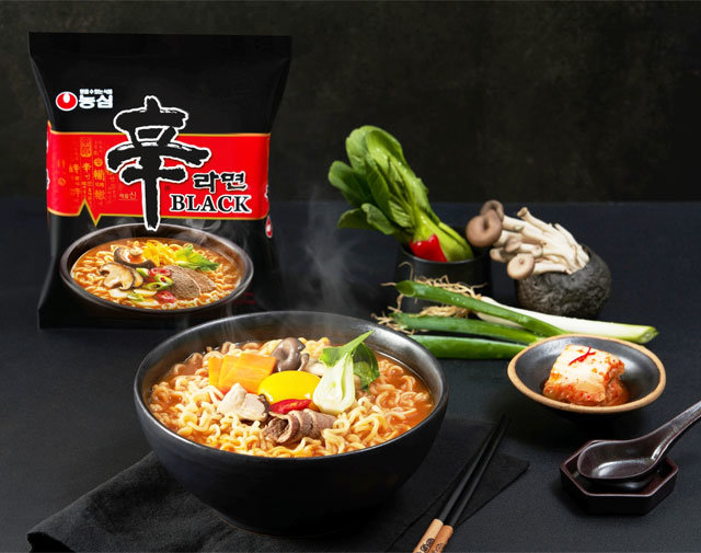 신라면 블랙 연출컷. 사진=농심