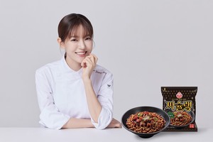 [유통 이모저모] 오뚜기 '짜슐랭·진짬뽕 모델로 박은영 셰프 발탁', 우... - 뉴스 썸네일 이미지