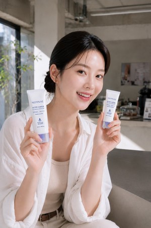 유통업계, '무더위' 맞설 다양한 '아이템' 선봬
